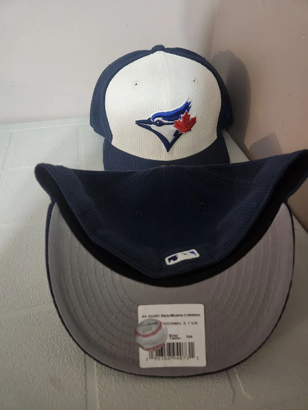 New Era Toronto Blue Jays 59FIFTY Hat - Size 7 5/8 image indicator(3)