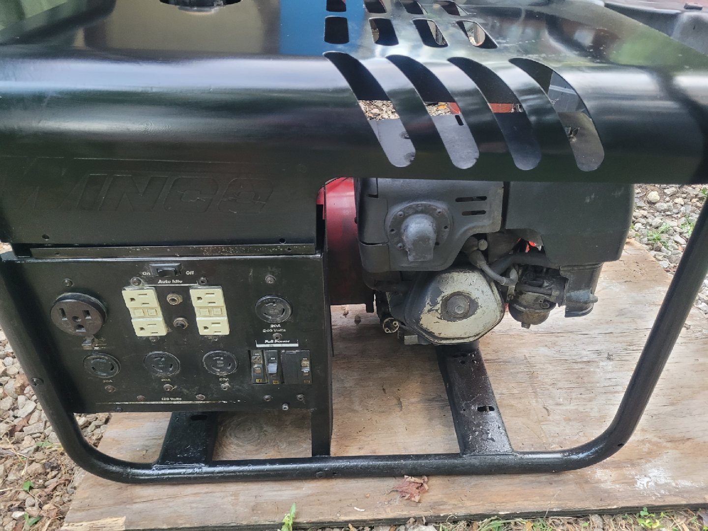 WINCO 8000 Generator