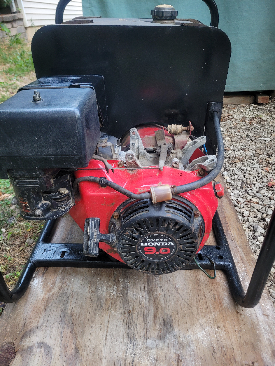 WINCO 8000 Generator - photo 2