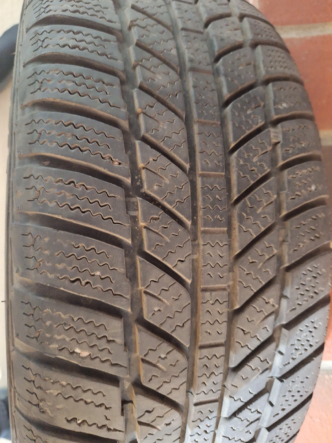 Set of 4 Winter Tires On Rims - photo 2