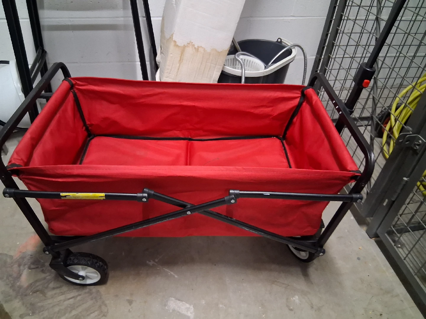 Red Collapsible Utility Wagon
