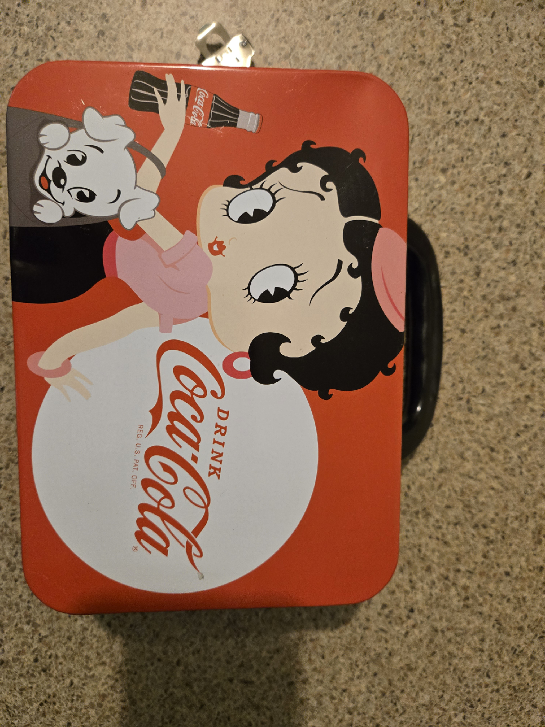 Coca-Cola Collectible Bowls, Mug, Lunchbox & magnet - photo 5