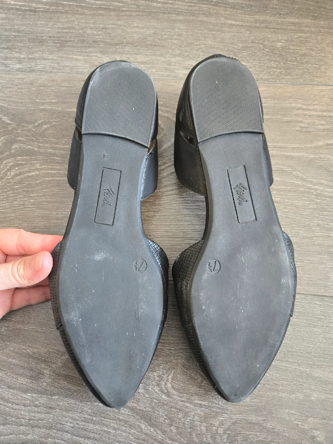 Fioni Black Flats image indicator(3)