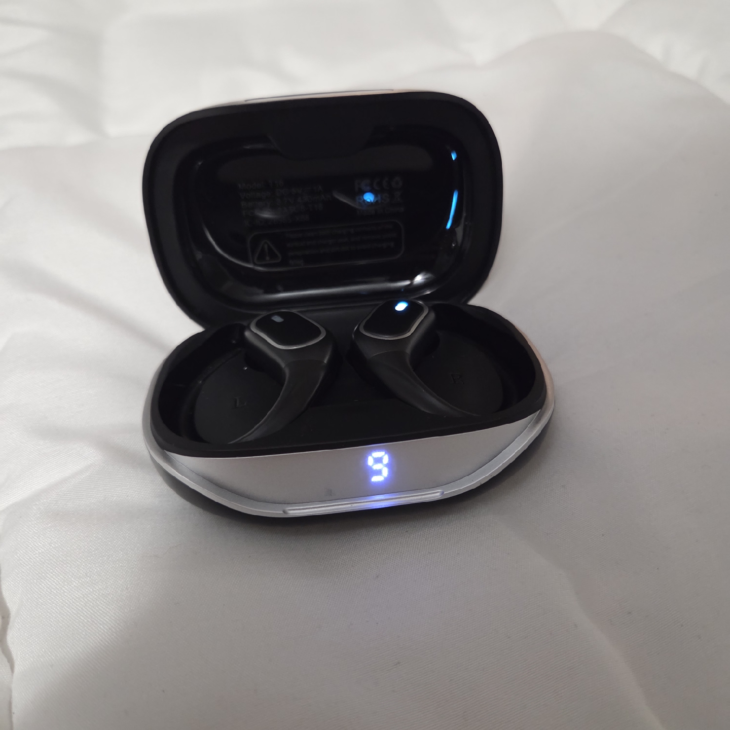 Wireless Earbuds with Charging Case