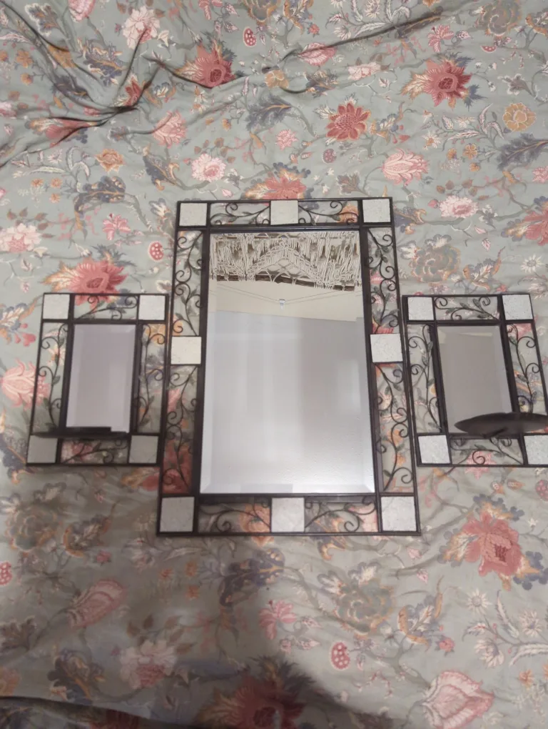 Mirror Set with Decorative Metal Frames