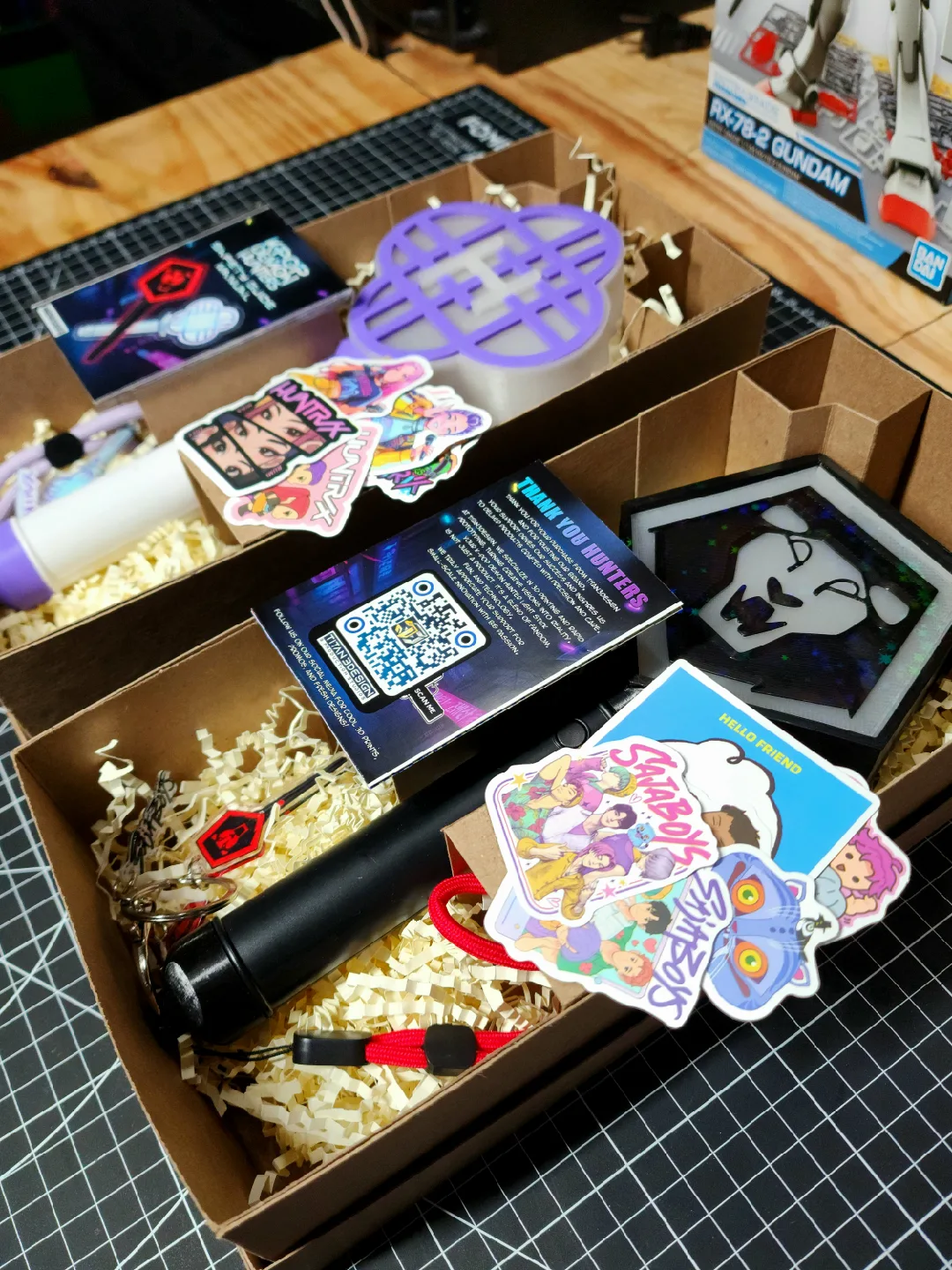 HUNTXR Kpop Demon Hunters Light Stick - New image indicator(2)