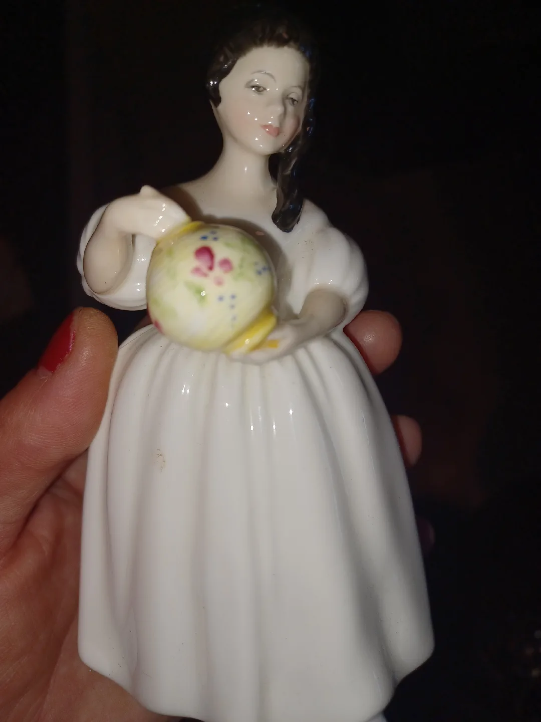 Royal Doulton Mandy Figurine HN 2476 image indicator(2)