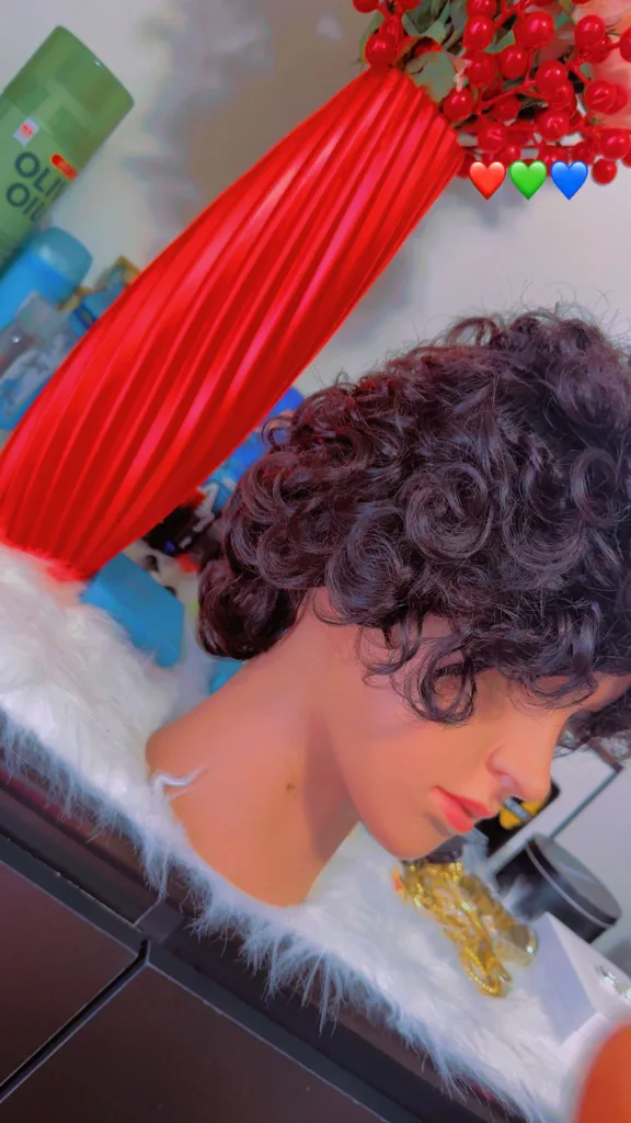 Curly Wig image indicator(2)