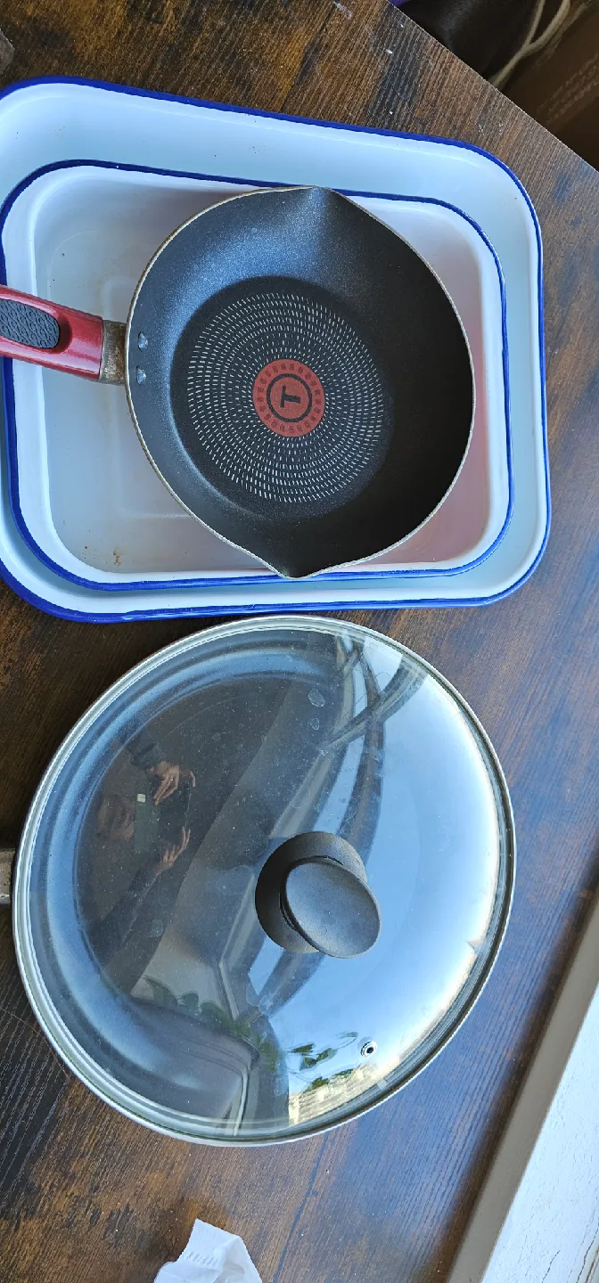 Tefal Frying Pan and Baking Dishes thumbnail