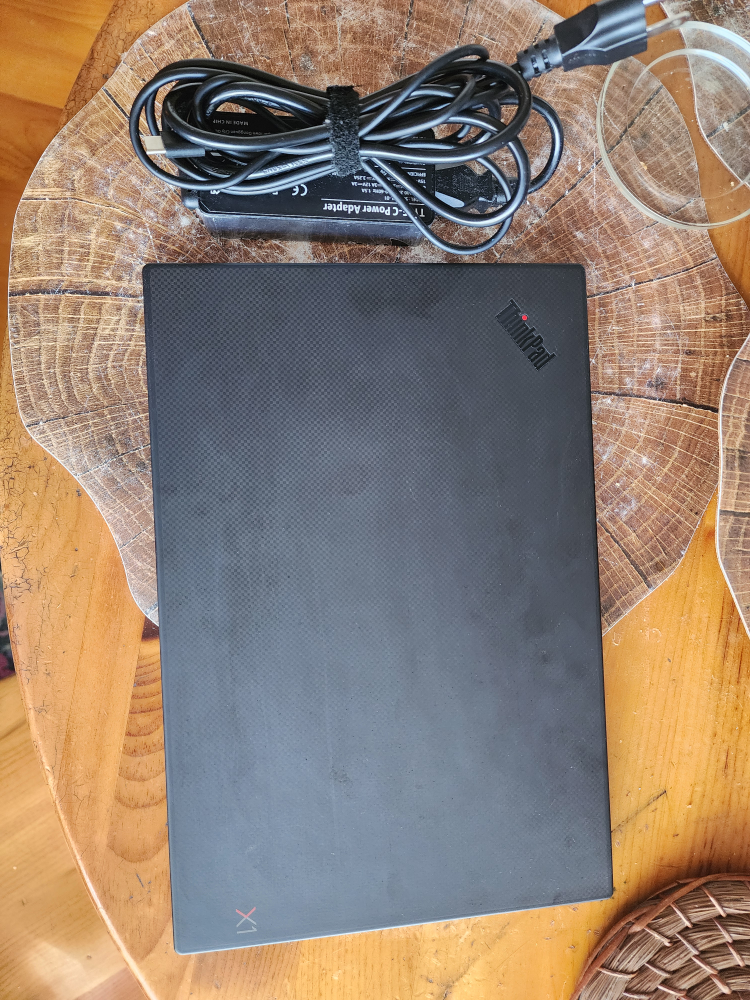 SALE! Lenovo ThinkPad X1 Carbon Ultralight Laptop - photo 4