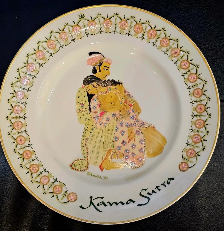 Vintage Kama Sutra Decorative Plate image indicator(6)