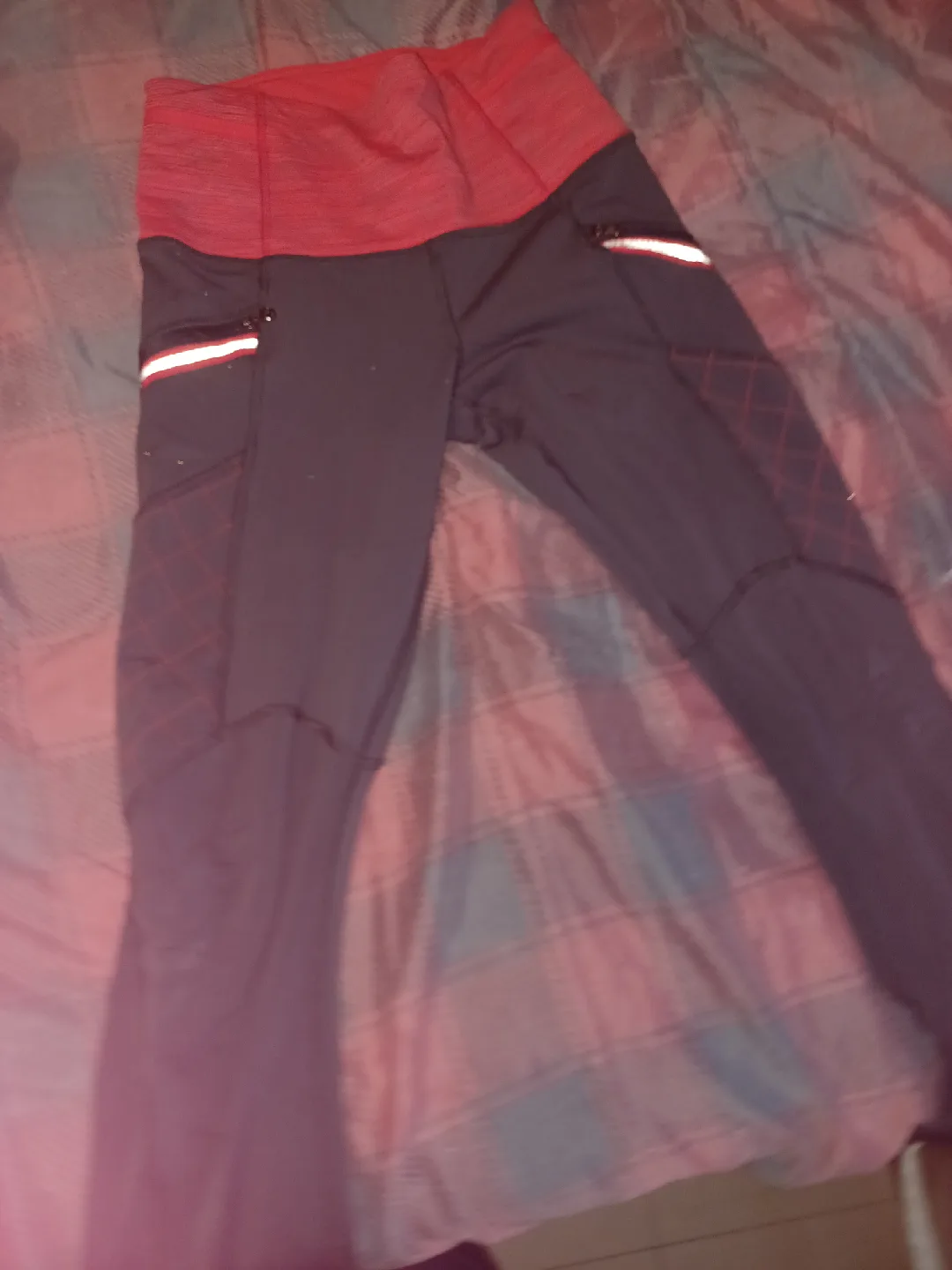 Lululemon Black & Red Leggings image indicator(2)