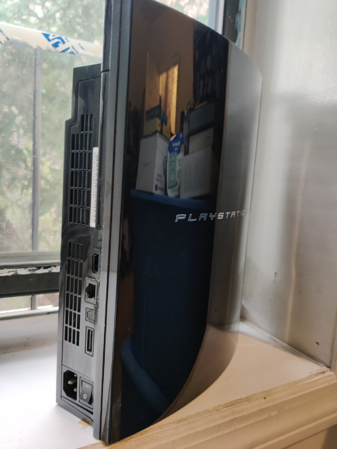 Original (Fat) Sony PlayStation 3 (PS2 backwards compatible) - photo 2