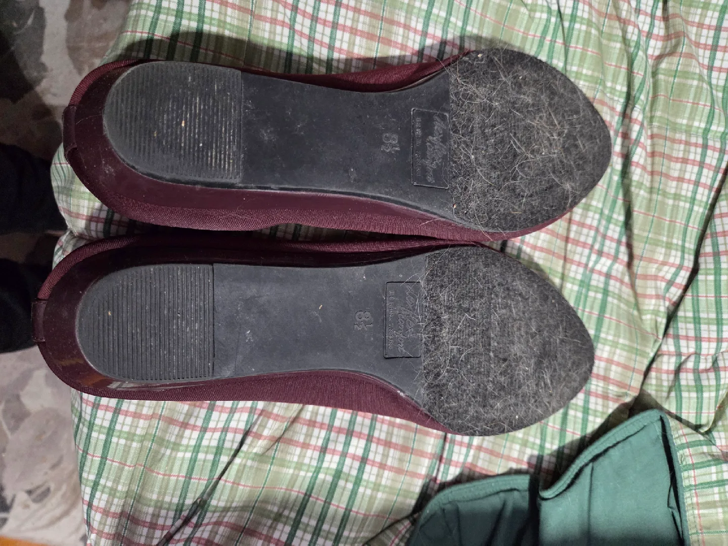 Easy Spirit Burgundy Flats - Size 8.5 image indicator(3)