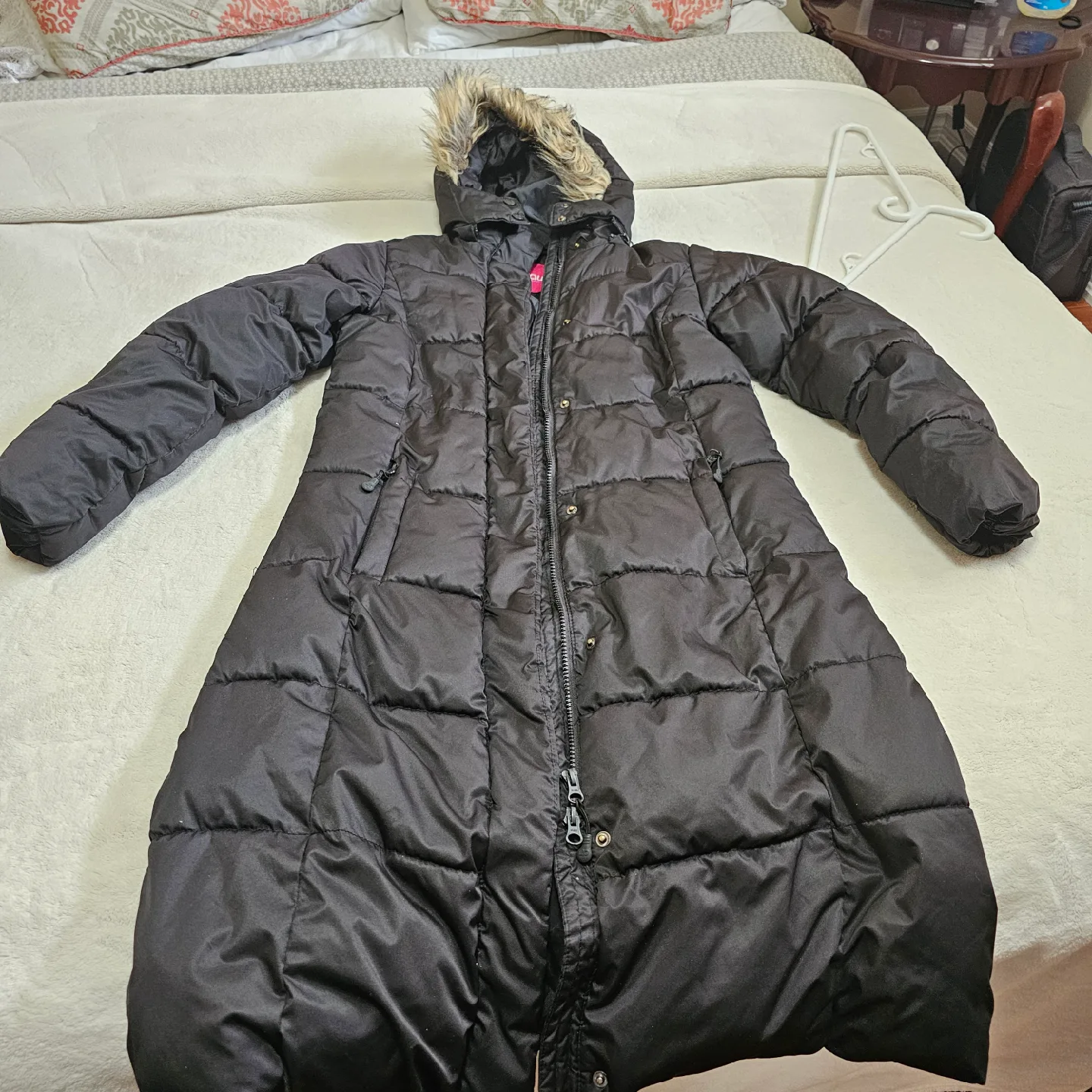 Hot Paws Ladies Black Winter Coat - Size S image indicator(2)