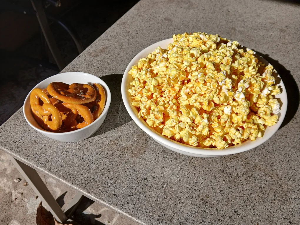 Faux popcorn and pretzels-Staging items image indicator(2)