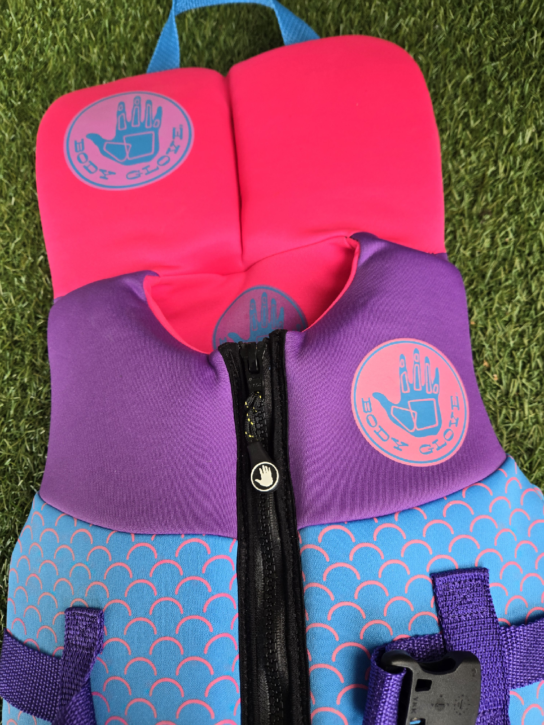 Near mint condition. Kids toddlers life jacket - photo 2
