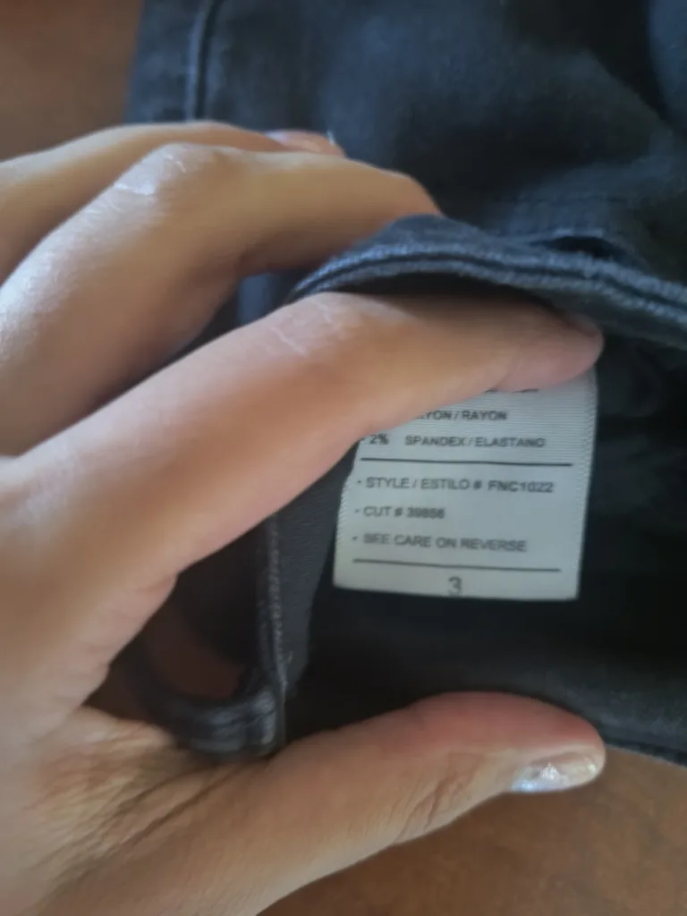 Fashion Nova Black Jeans - Size 3 image indicator(3)