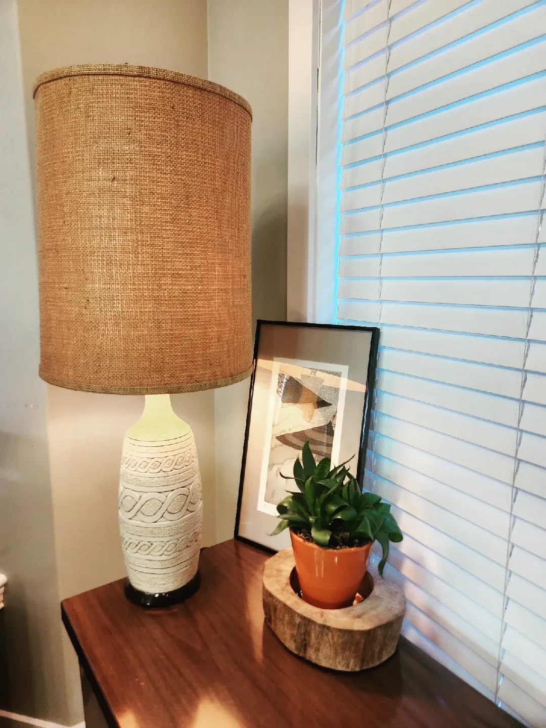 1960's Style Table Lamp