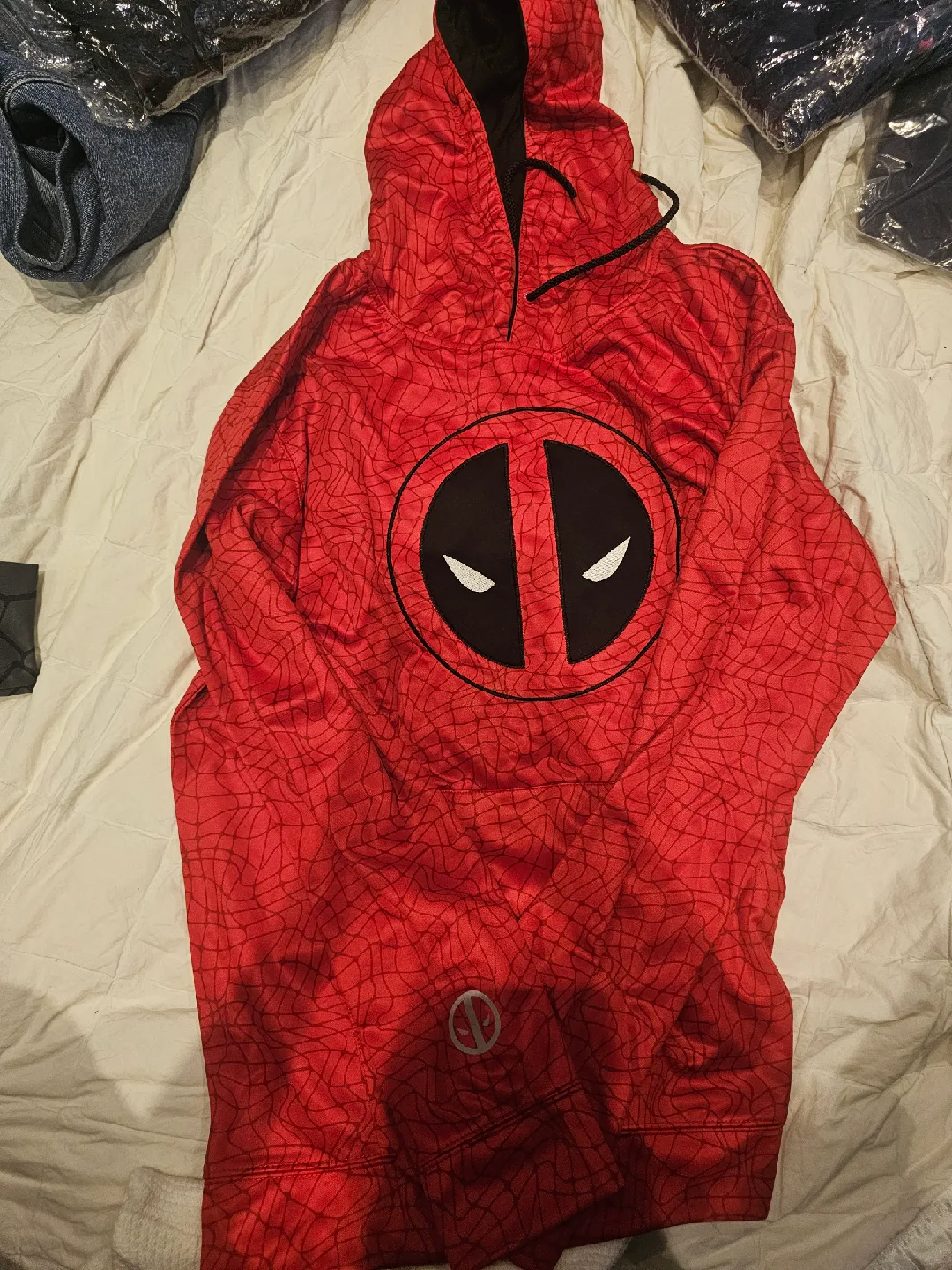 Deadpool Hoodie Red image indicator(2)
