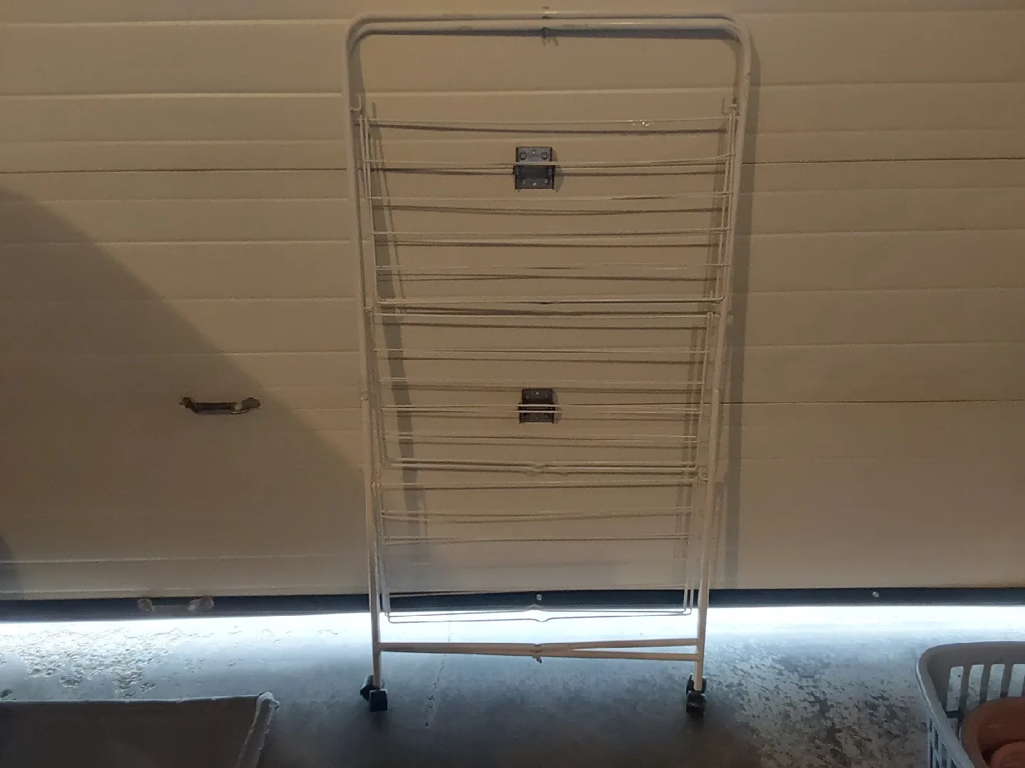 Rolling Clothes Drying Rack