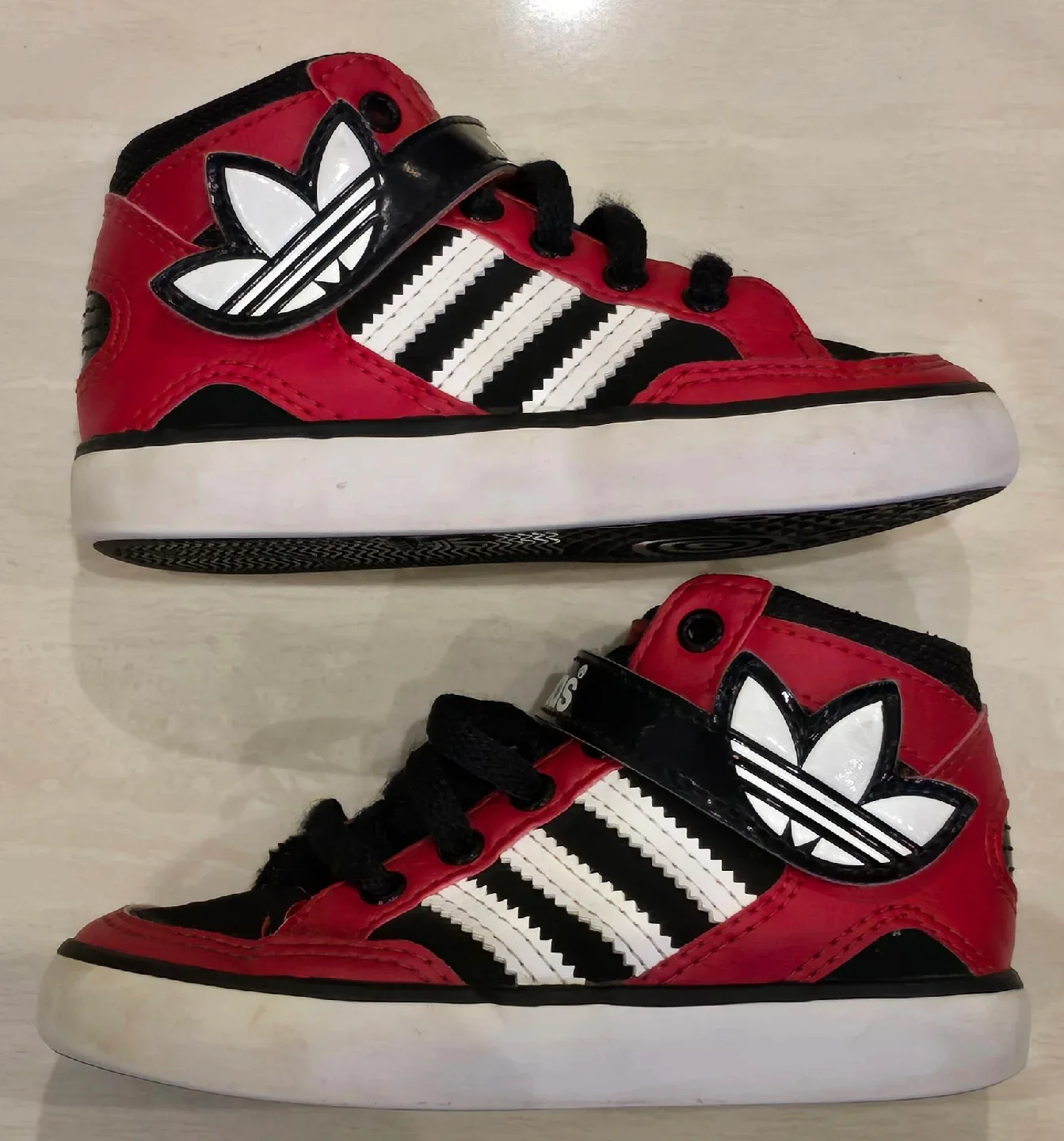 Adidas Kids Red & Black High-Top Sneakers! Size 7 image indicator(4)