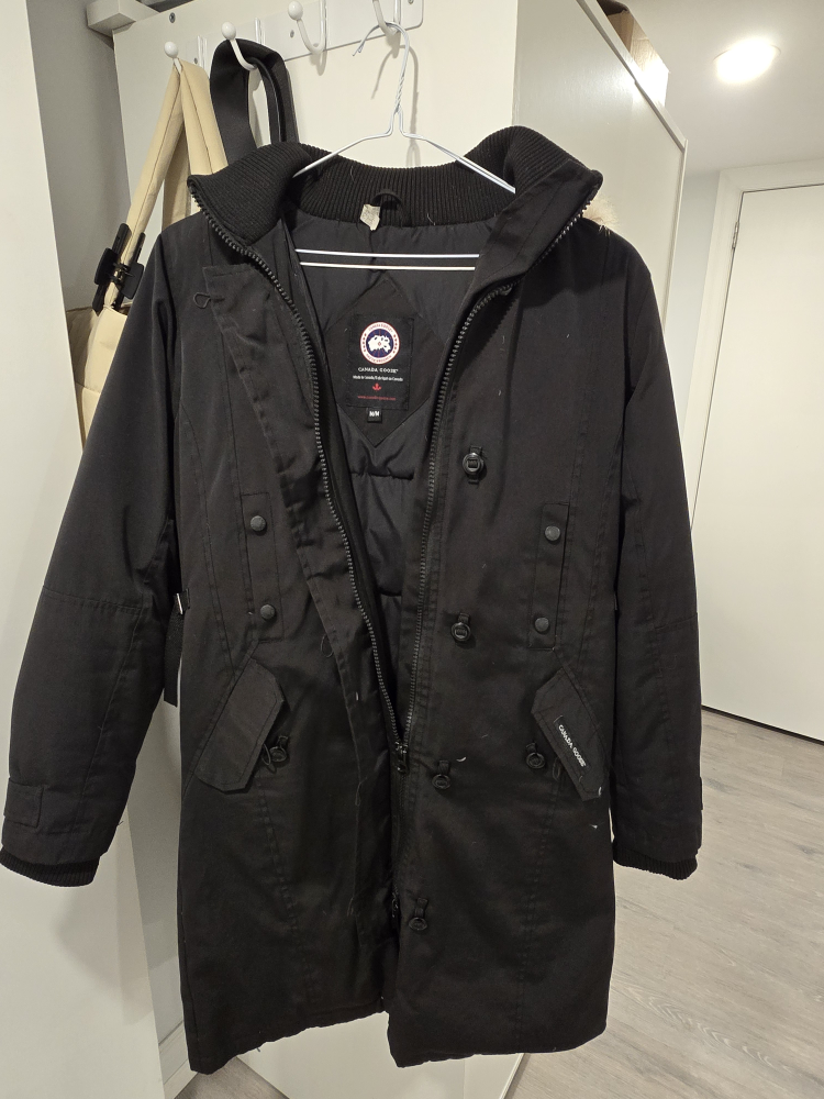 Canada Goose Parka - Black - Size M