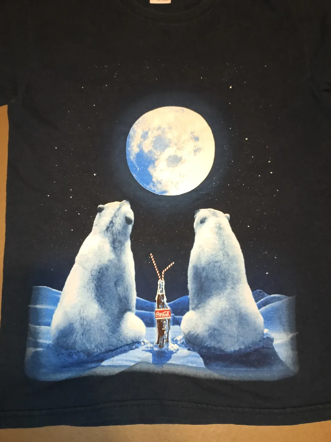 Coca-Cola Polar Bear T-Shirt - Size S image indicator(3)