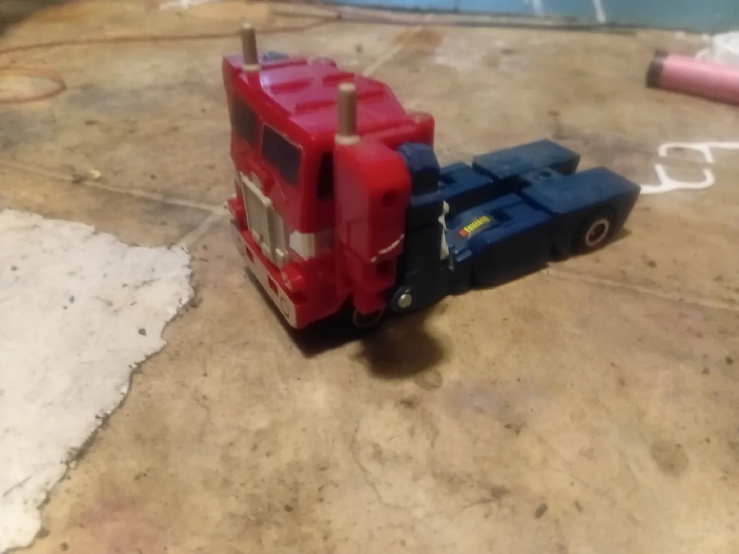 Transformers Optimus prime Toyg1 image indicator(2)