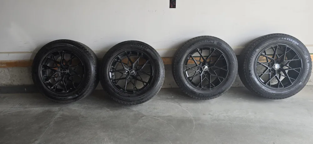 Michelin X-Ice Snow Tires on Black Rims - Set of 4 image indicator(8)