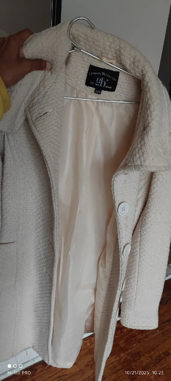 Urban Behavior XS/TP Cream Coat