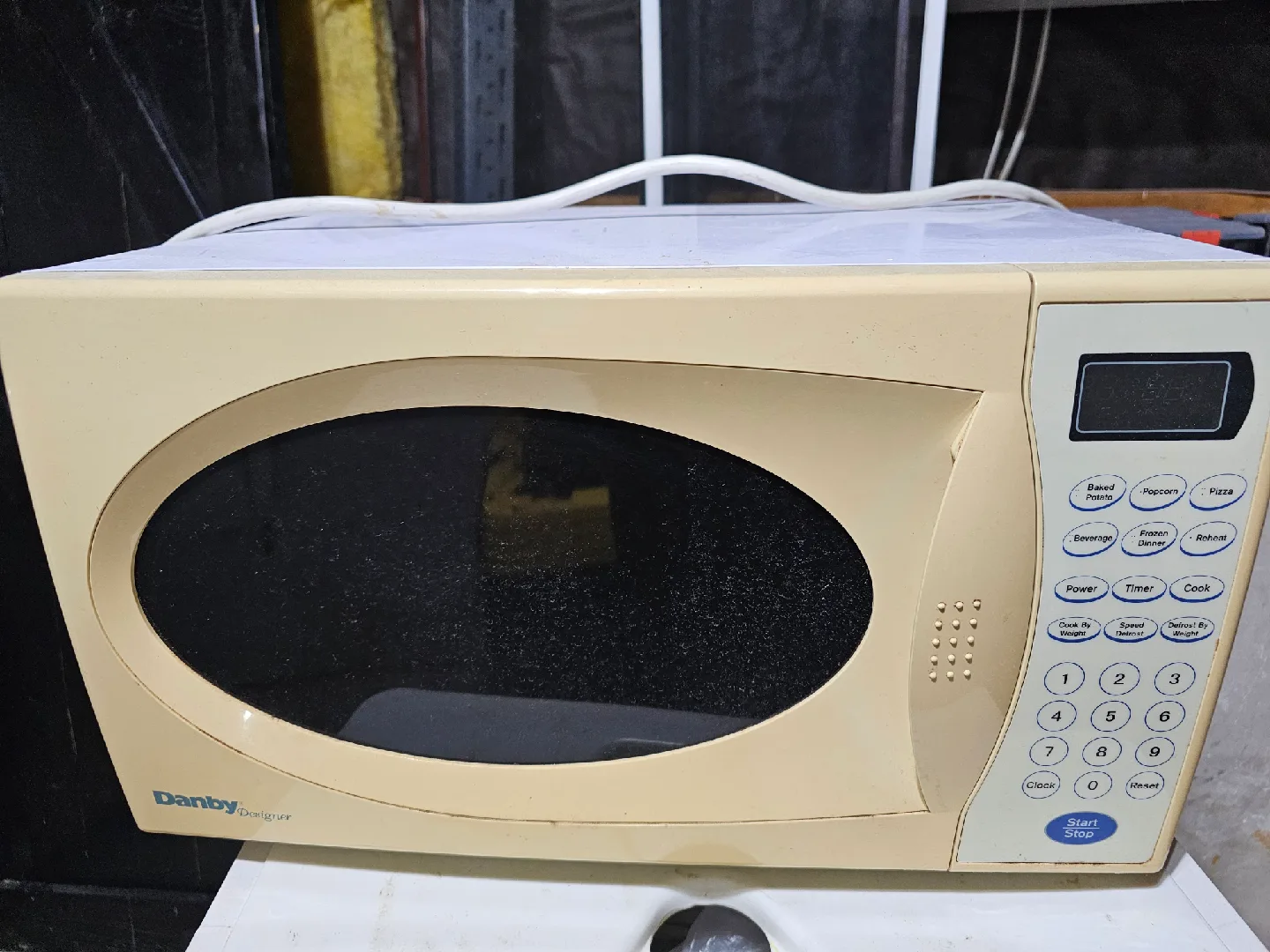 Danby Designer Microwave thumbnail