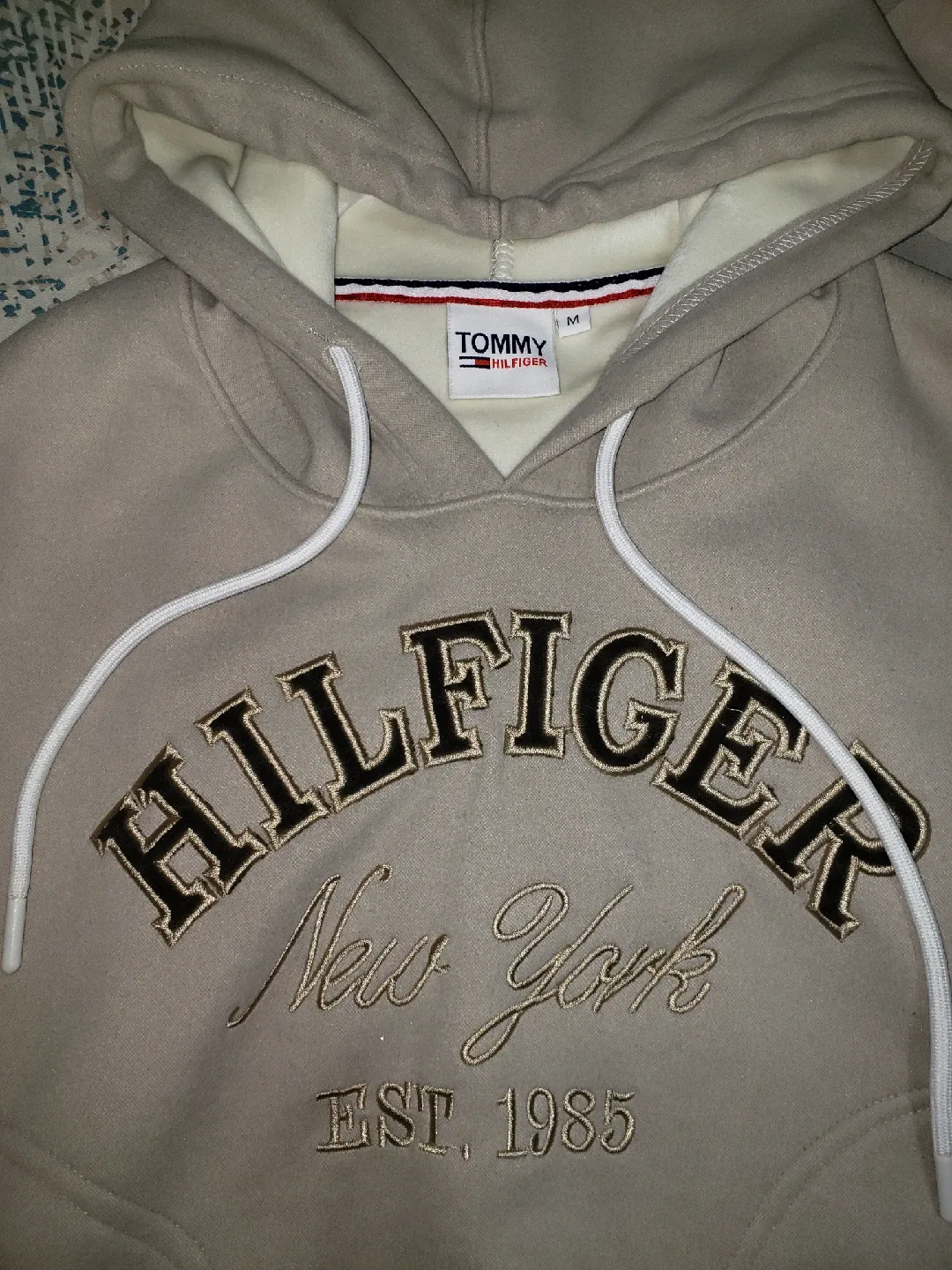 Tommy Hilfiger Hoodie - Size M image indicator(2)