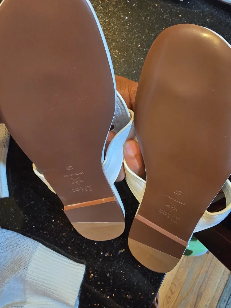 Christian Dior D-Way White Leather Sandals - Size 37 image indicator(3)