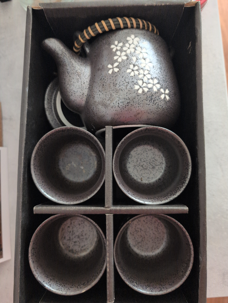 Japanese Tea Set with Teapot & 4 Cups