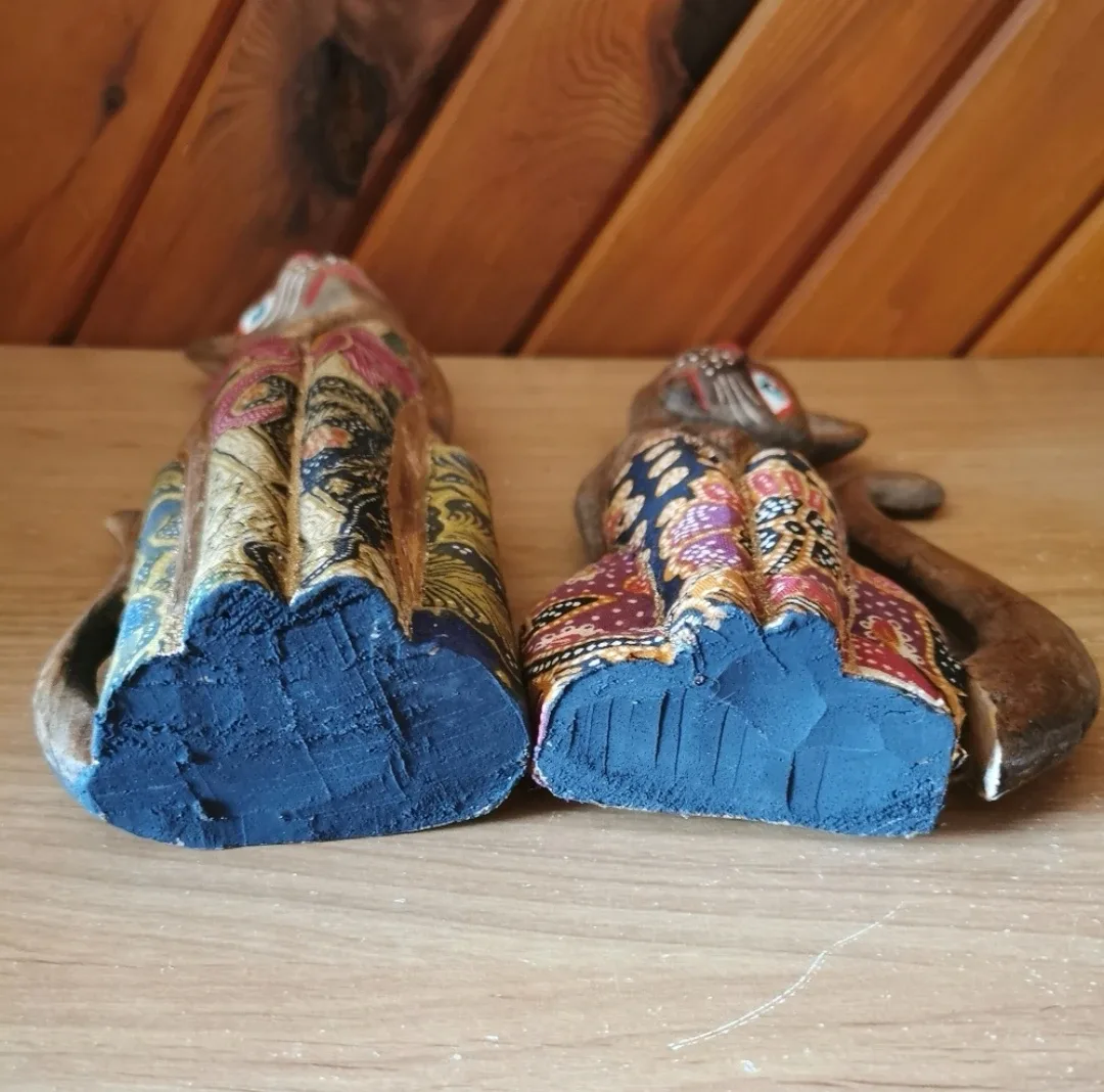 Pair of Vintage Handcarved Cat Figurines image indicator(3)