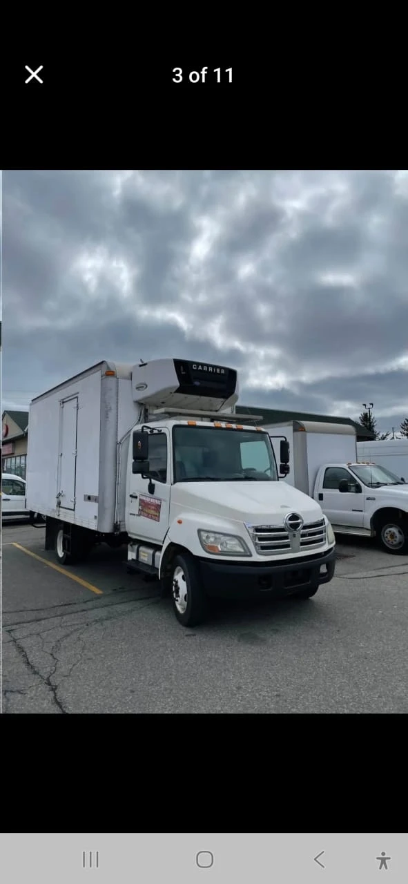 2009 Hino 185 Reefer Truck - photo 4