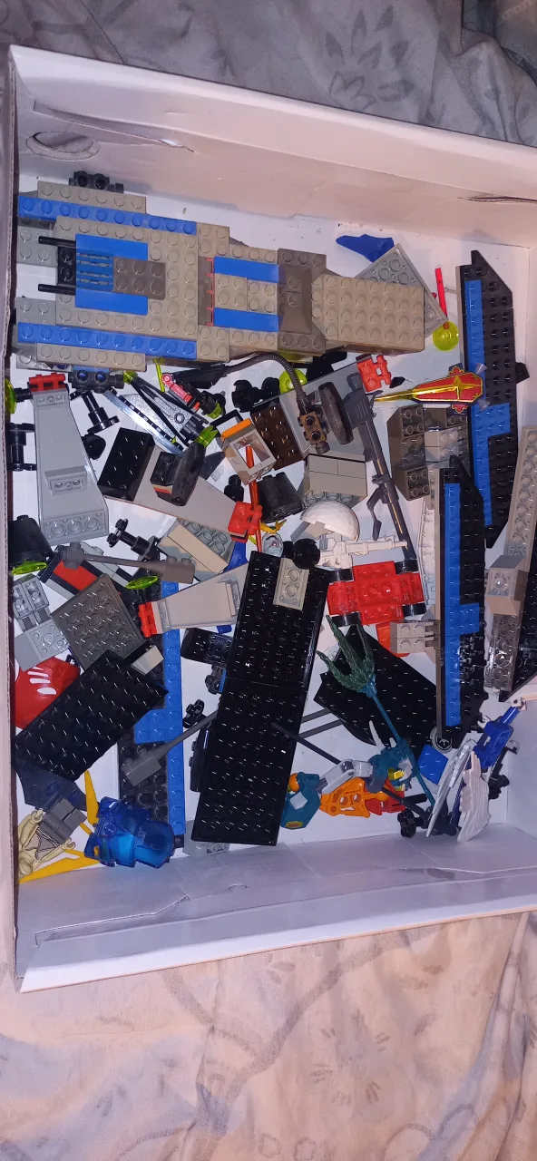 Lego Space Sets Lot image indicator(4)