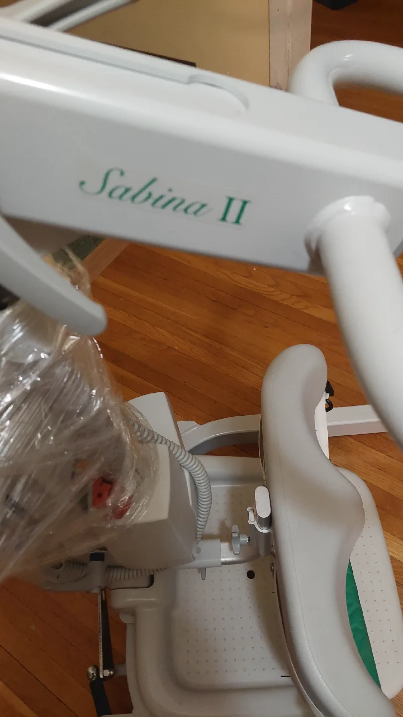 Sabina II Sit to Stand Lift image indicator(4)