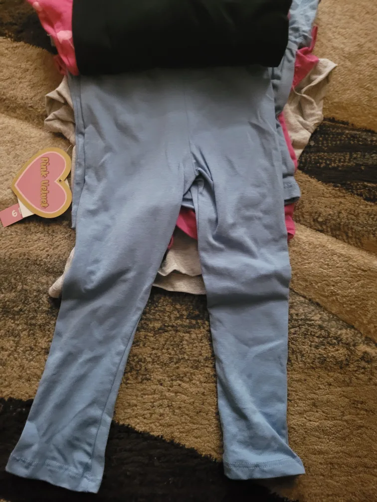 New 2T Pink Velvet 6-Piece Set, Mauve/Dusty Blue image indicator(8)