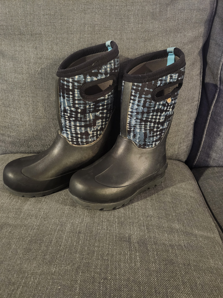 Bogs Kids' Waterproof Boots Size 2 US - photo 2