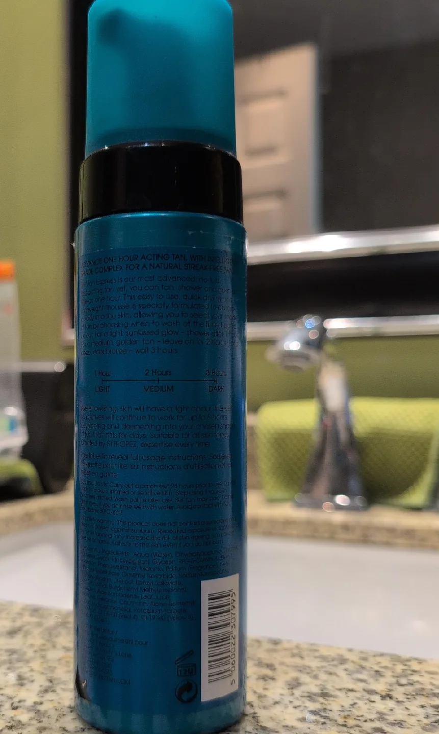 ST. TROPEZ Self Tan Express Bronzing Mousse image indicator(3)