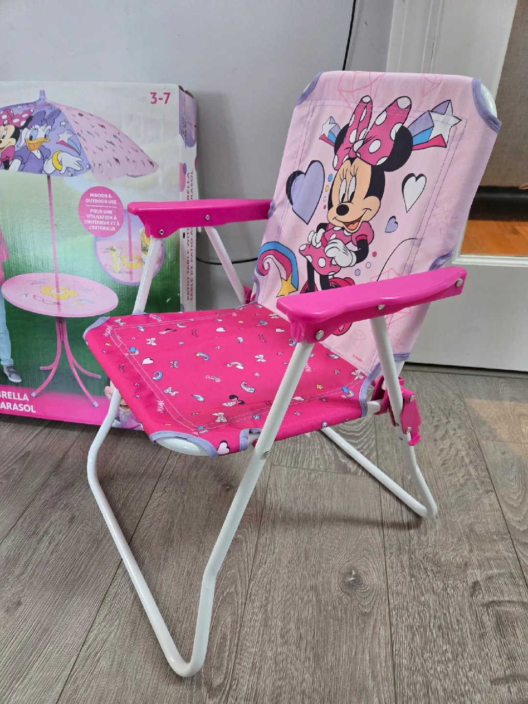 Disney girls pink table chairs set image indicator(2)