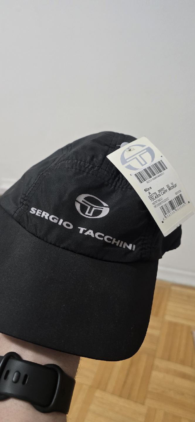 Sergio Tacchini Black Cap - Size M