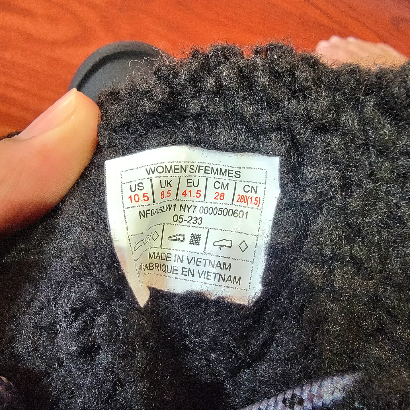 The North Face Size 10.5 Womens Winter Boots Chilkat V 400 image indicator(8)