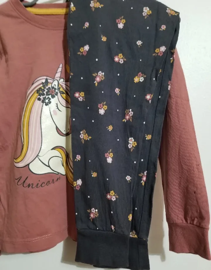 George Unicorn Pajama Set - Size XS (4-5) image indicator(5)