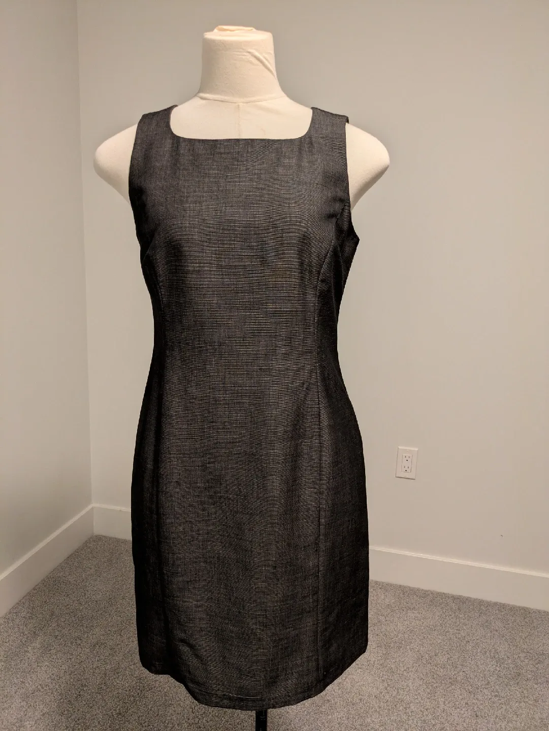 Ann Taylor Wool Mix Sleeveless Dress With Matching Jacket image indicator(3)