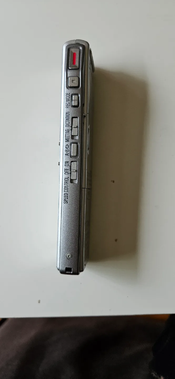 Panasonic RR-US050 IC Recorder image indicator(3)