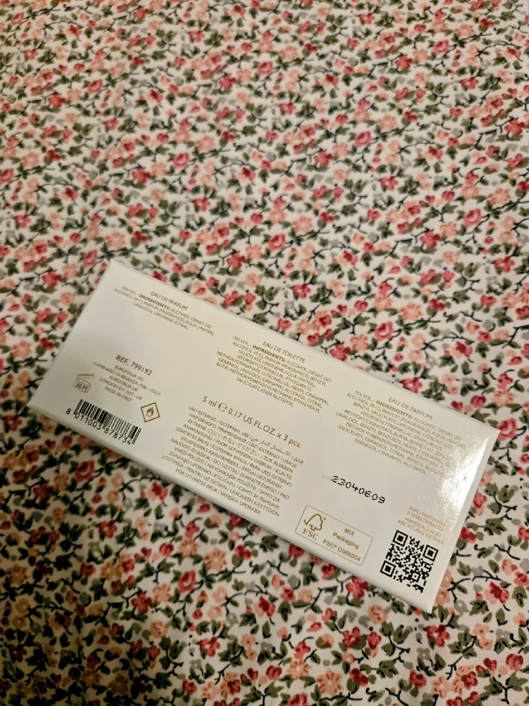 Versace Dylan Trio Miniature Set 5ml x 3 - New! image indicator(3)