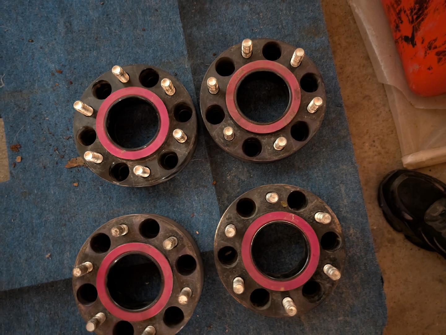 4 set of wheel spacers gm bolt pattern